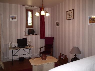 Holiday House in SENNEVOY LE BAS (Yonne) or holiday homes and vacation rentals