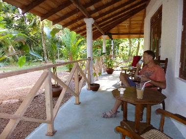 Holiday Apartment in Induruwa (Galle) or holiday homes and vacation rentals