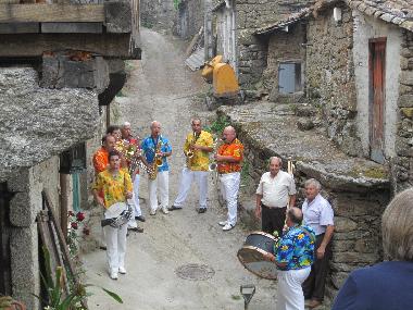 one of the many fiestas in Cristosende