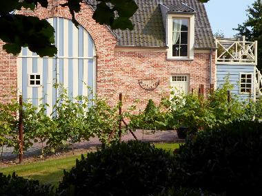 Holiday House in BORGLOON (Flanders) or holiday homes and vacation rentals