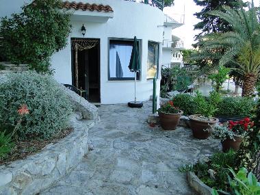 Holiday Apartment in Primosten (Sibensko-Kninska) or holiday homes and vacation rentals