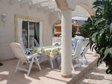 Villa in El Campello (Alicante / Alacant) or holiday homes and vacation rentals
