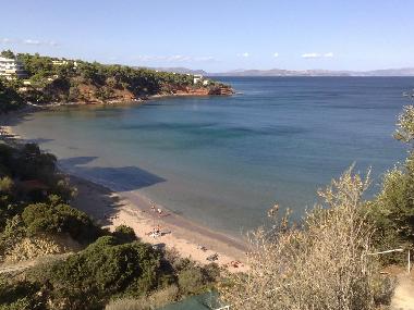 Kokkino Limanaki- 5min drive