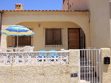 Holiday House in La Marina Urbanisation (Alicante / Alacant) or holiday homes and vacation rentals