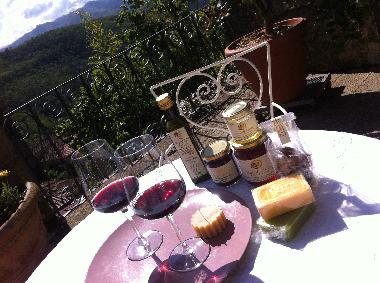 Holiday House in Benabbio (Lucca) or holiday homes and vacation rentals
