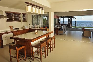 Kitchen - Villa Les Canonniers-Karma