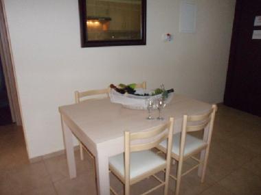 Intimate Dining