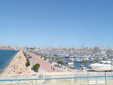 Holiday Apartment in Torrevieja (Alicante / Alacant) or holiday homes and vacation rentals