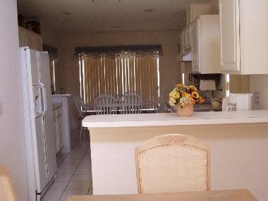 Kitchen with Brakfast Table