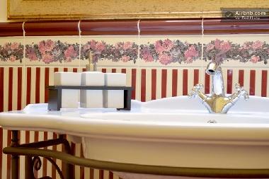 Bed and Breakfast in Barcellona Pozzo di Gotto (Messina) or holiday homes and vacation rentals