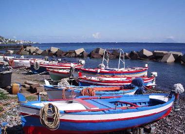 Bed and Breakfast in Barcellona Pozzo di Gotto (Messina) or holiday homes and vacation rentals