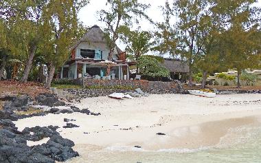 Villa in Roches Noires (Riviere du Rempart) or holiday homes and vacation rentals