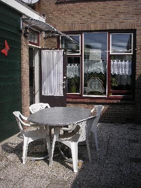 Holiday House in Zoutelande (Zeeland) or holiday homes and vacation rentals