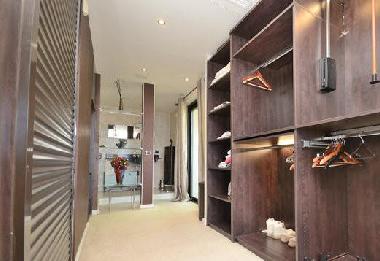 Bed and Breakfast in Vallauris (Alpes-Maritimes) or holiday homes and vacation rentals