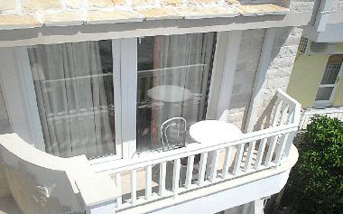 Holiday House in Baska Voda (Splitsko-Dalmatinska) or holiday homes and vacation rentals