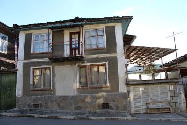 Holiday House in Kryvenik (Gabrovo) or holiday homes and vacation rentals