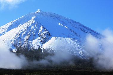 Montanha do Pico com Neve