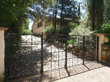 Holiday House in La Tour sur Orb/La Plane (H�rault) or holiday homes and vacation rentals