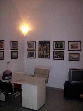 Living room: desk corner