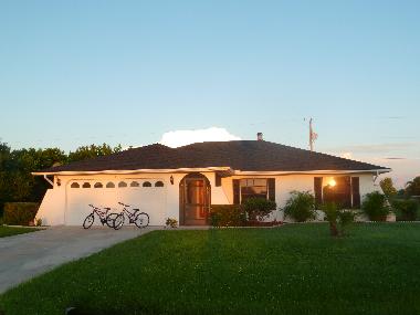 Holiday House in Cape Coral (Florida) or holiday homes and vacation rentals