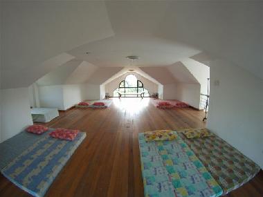 Room D - Sleeps max 10