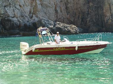 Boat trip in Liapades