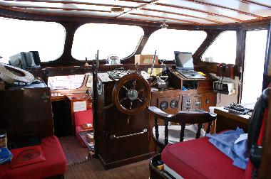 Boat in ROSES (Girona) or holiday homes and vacation rentals