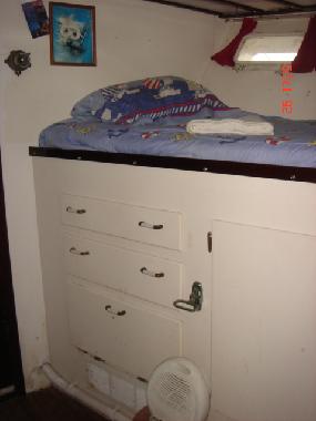 Boat in ROSES (Girona) or holiday homes and vacation rentals