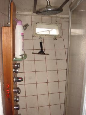 Boat in ROSES (Girona) or holiday homes and vacation rentals