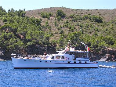 Boat in ROSES (Girona) or holiday homes and vacation rentals