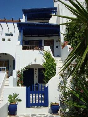Holiday House in ANGHIDIA (Kyklades) or holiday homes and vacation rentals