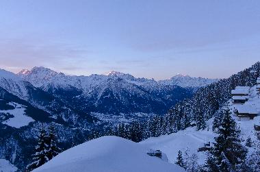 Chalet in Bettmeralp (Bettmeralp) or holiday homes and vacation rentals