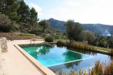 Villa in Camp de Mar (Mallorca) or holiday homes and vacation rentals