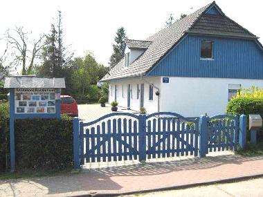 Holiday House in Wieck a. Dar� (Fischland-Dar�-Zingst) or holiday homes and vacation rentals