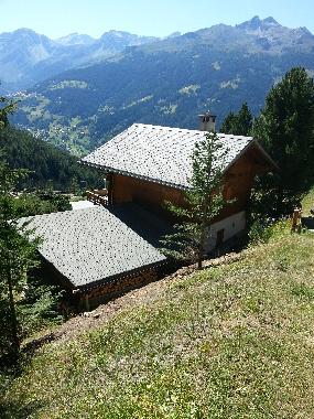 Chalet in St-Luc (Saint-Luc) or holiday homes and vacation rentals