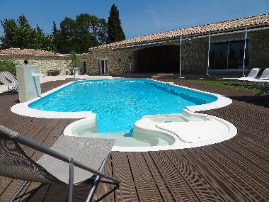 Villa in Castillon-du-Gard (Gard) or holiday homes and vacation rentals