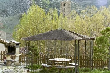 Holiday Apartment in Villarroya de los Pinares (Teruel) or holiday homes and vacation rentals
