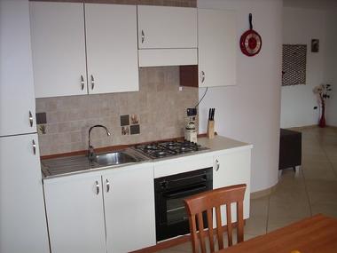 Fully equipped modern kitchen. Holiday apartment in Marconia, Basilicata