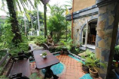 Holiday House in Chalong Beach (Phuket) or holiday homes and vacation rentals
