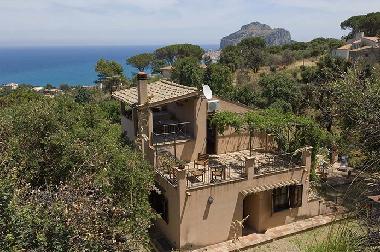 Holiday House in Tgerwilen (Trapani) or holiday homes and vacation rentals