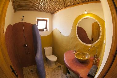 Bathroom made with Morrocan rendering techniques