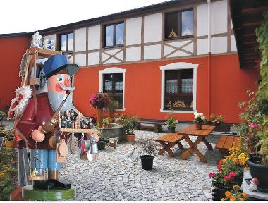 Holiday House in Sehmatal Neudorf (Erzgebirge) or holiday homes and vacation rentals