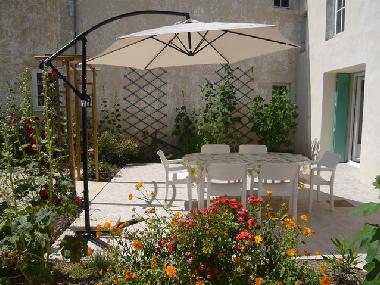 Holiday House in st jean de liversay (Charente-Maritime) or holiday homes and vacation rentals