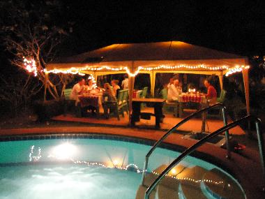 Dinner at the swimmingpool
