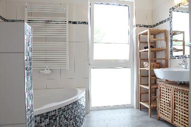 Holiday House in Unterghren (Mecklenburgische Seenplatte) or holiday homes and vacation rentals