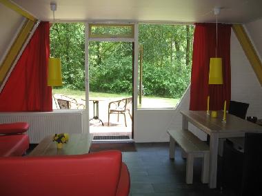 sitting and diningroom 74 and 75