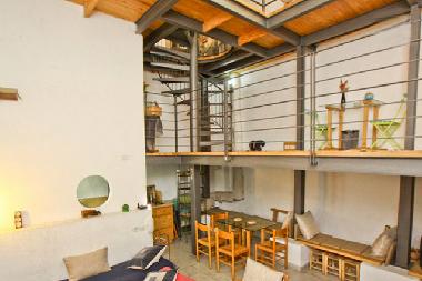 Middle floor and third floor (dining area)