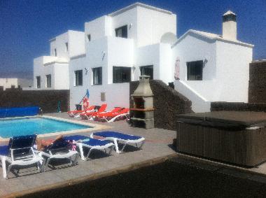 Villa in Coata Papagayo (Lanzarote) or holiday homes and vacation rentals