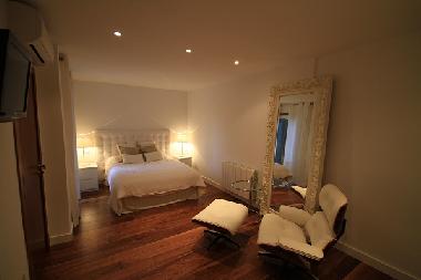 Bed and Breakfast in Calvi (Mallorca) or holiday homes and vacation rentals