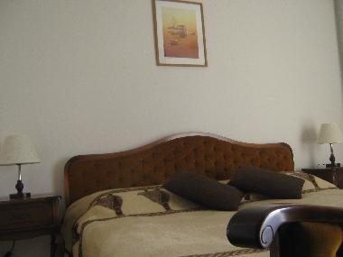 Room  with king size bed 
